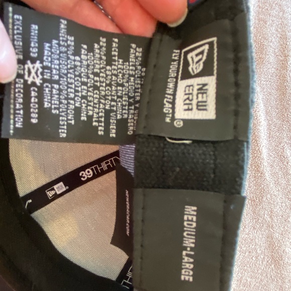 NYY fitted hat - Picture 3 of 4